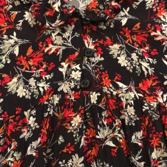 Zara Flirty Floral Dress - Picture 4 of 5